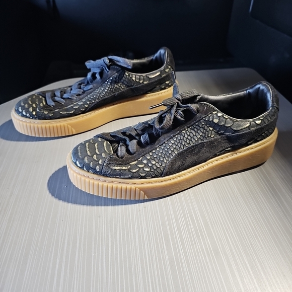 Puma Platform Shoes Women’s  11 Exotskin Low Suede Trainers Black/Gum Great Cond - Picture 1 of 12
